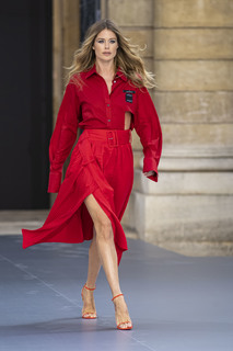 Doutzen Kroes feet photo thumbnail