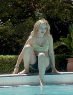 Dove Cameron feet photo thumbnail