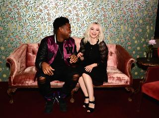Dove Cameron feet photo thumbnail