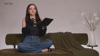 Dove Cameron feet photo thumbnail