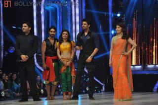 Drashti Dhami feet photo 12