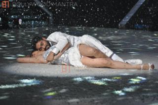 Drashti Dhami feet photo 9
