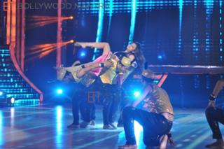 Drashti Dhami feet photo 6