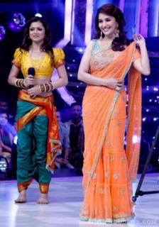 Drashti Dhami feet photo 5