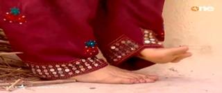 Drashti Dhami feet photo 17