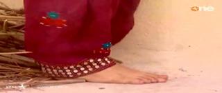 Drashti Dhami feet photo 16