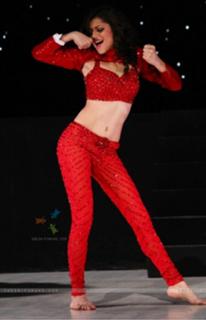 Drashti Dhami feet photo 9