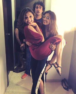 Drashti Dhami feet photo 13