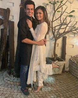 Drashti Dhami feet photo 7