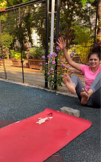 Drashti Dhami feet photo 15