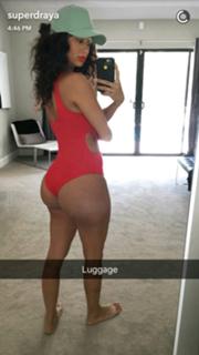 Draya Michele feet photo thumbnail