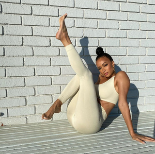Draya Michele feet photo thumbnail