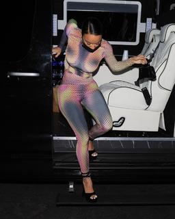 Draya Michele feet photo thumbnail