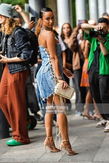 Draya Michele feet photo thumbnail