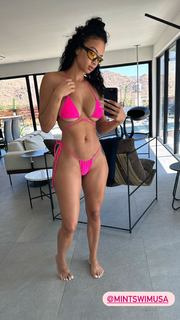 Draya Michele feet photo thumbnail