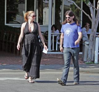 Drea de Matteo feet photo thumbnail