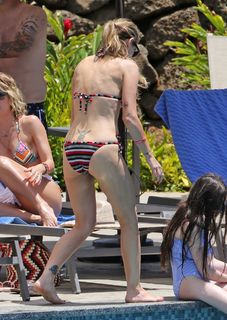 Drea de Matteo feet photo thumbnail