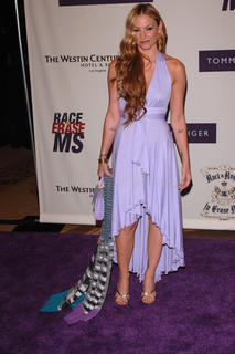 Drea de Matteo feet photo thumbnail