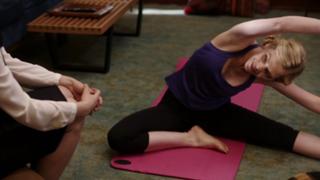 Dreama Walker feet photo 12