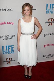 Dreama Walker feet photo 15