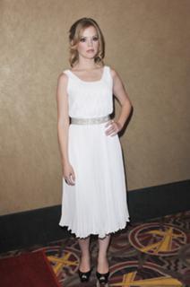 Dreama Walker feet photo 11