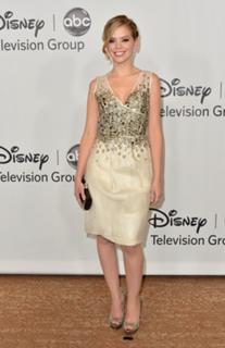 Dreama Walker feet photo 1