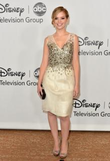 Dreama Walker feet photo 20