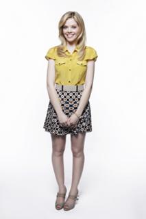 Dreama Walker feet photo 14