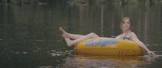 Dreama Walker feet photo 1