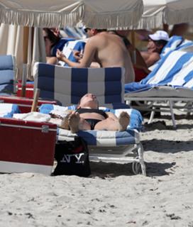 Dree Hemingway feet photo 6