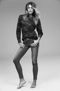 Dree Hemingway feet photo 4