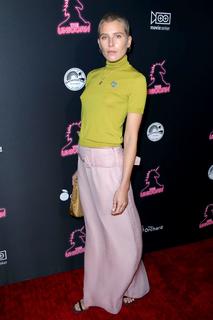 Dree Hemingway feet photo 2