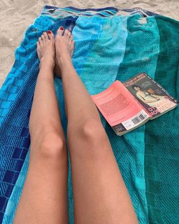 Dree Hemingway feet photo 17
