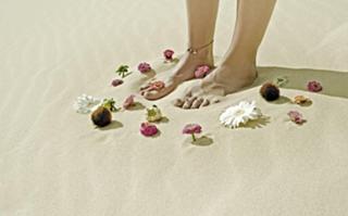 Dree Hemingway feet photo 8