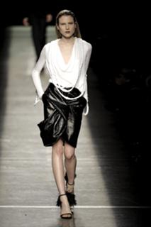 Dree Hemingway feet photo 10