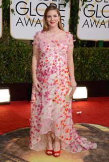 Drew Barrymore feet photo thumbnail
