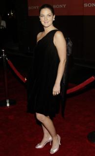 Drew Barrymore feet photo thumbnail