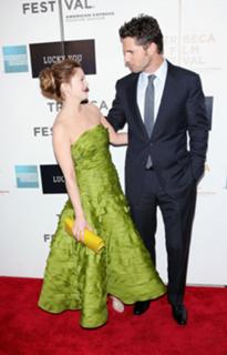 Drew Barrymore feet photo thumbnail