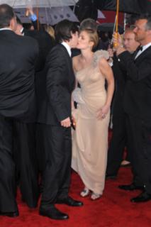 Drew Barrymore feet photo thumbnail