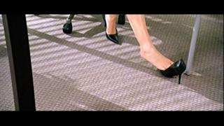 Drew Barrymore feet photo thumbnail