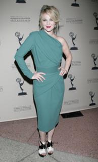 Drew Barrymore feet photo thumbnail