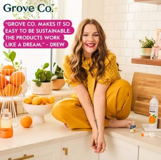 Drew Barrymore feet photo thumbnail