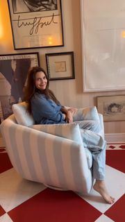 Drew Barrymore feet photo 4