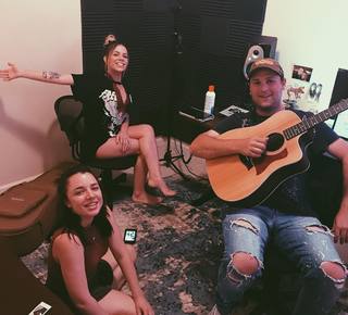 Drew Ryniewicz feet photo 1