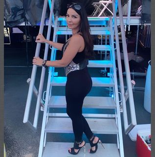 Drita D'Avanzo feet photo 1