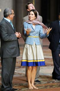 Dronning Mary feet photo 2