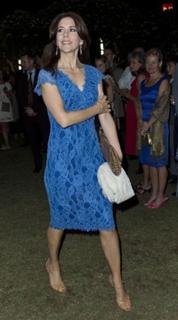 Dronning Mary feet photo 15
