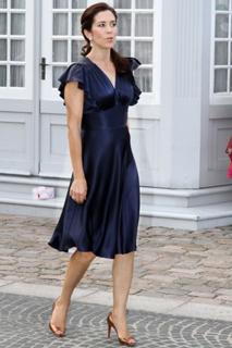 Dronning Mary feet photo 14