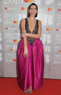 Dua Lipa feet photo thumbnail