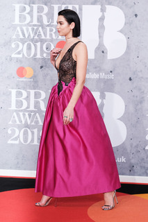 Dua Lipa feet photo thumbnail